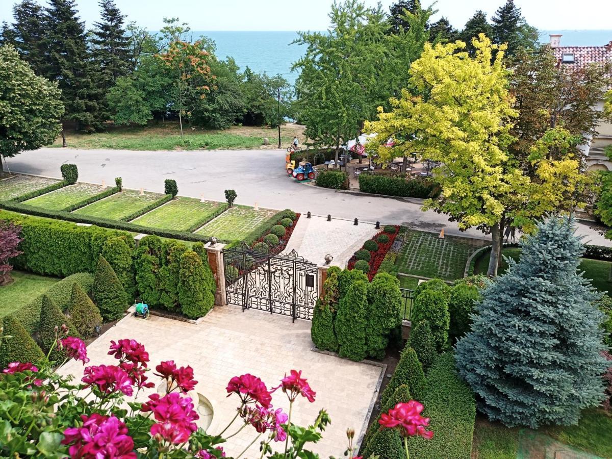 Sea Garden Lux Apartment Varna Luaran gambar
